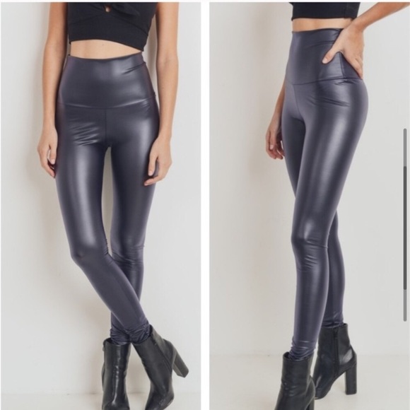 🍃🖤 New High Rise Vegan Leather Pants 🖤🍃 - Picture 4 of 5